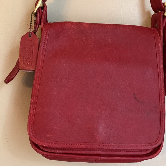 Vintage Red Coach Legacy Flap 9145 Leather Crossbody Handbag united states - Picture 2 of 16